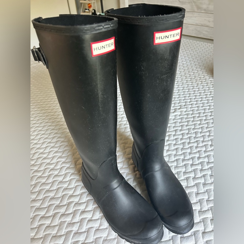 Black Hunter rain boots